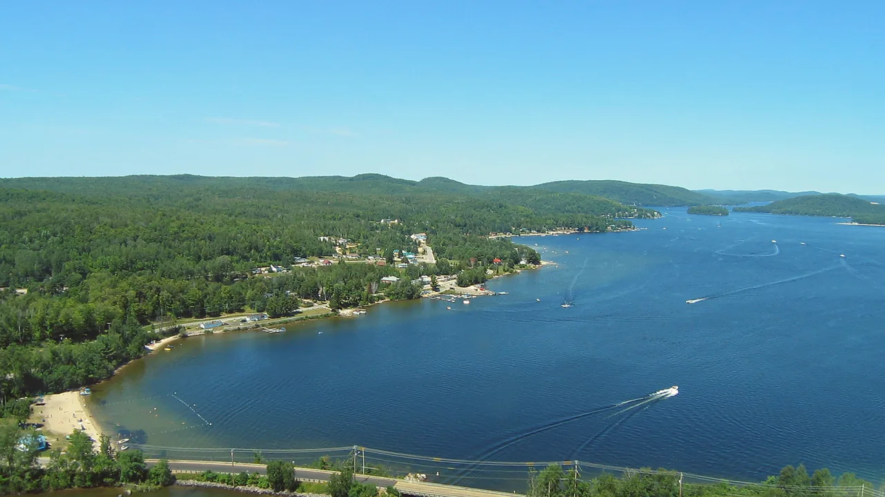 Lac-Simon